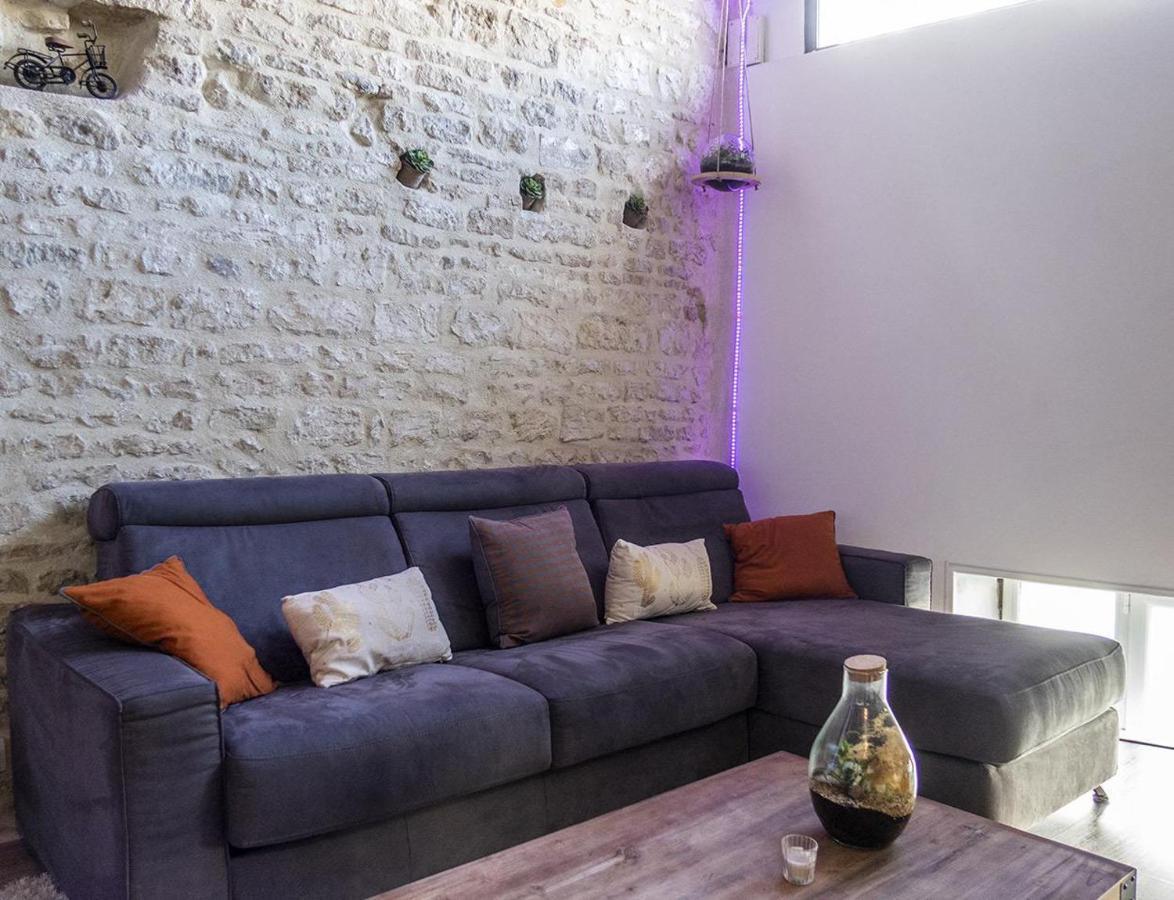 Appartamento Palais Des Reves Niort Esterno foto