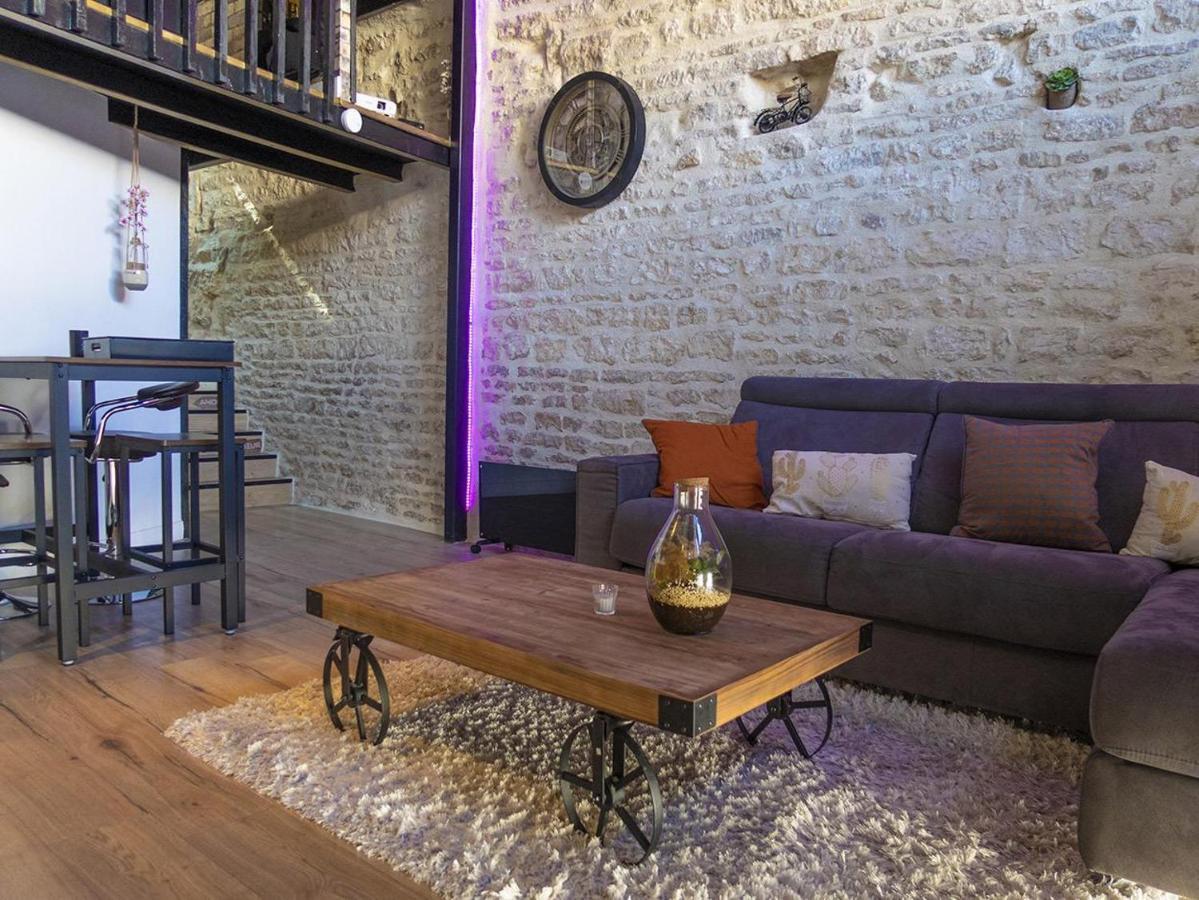 Appartamento Palais Des Reves Niort Esterno foto